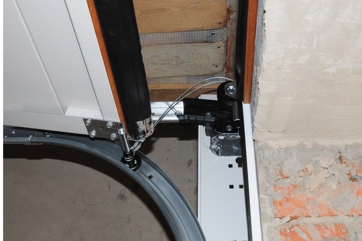 Garage door that will not open or close